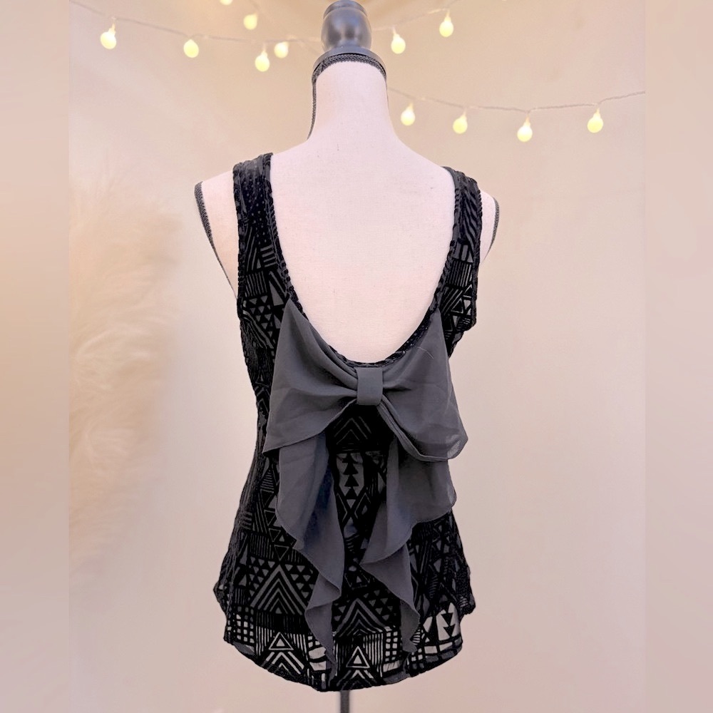 🌾 Daytrip Sheer Sleeveless Top with Bow Accent‎